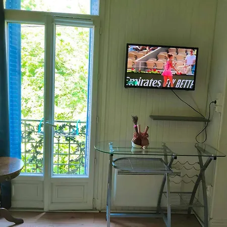 Cosy A Les Bains 30 M² Parking Apartment *