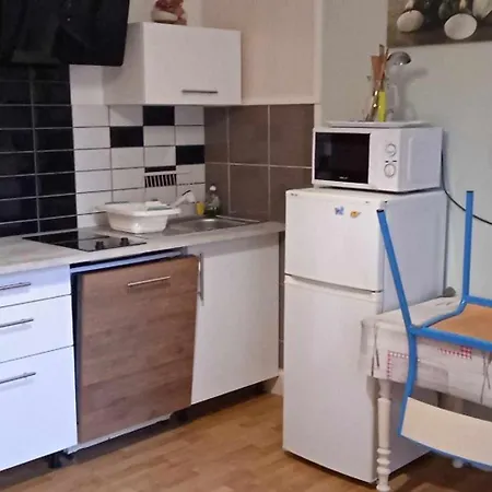 Cosy A Les Bains 30 M² Parking