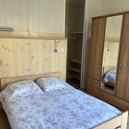 Apartment Cosy A Les Bains 30 M² Parking *